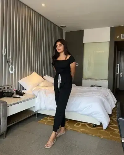 Call Girls Amroha Cash On Delivery